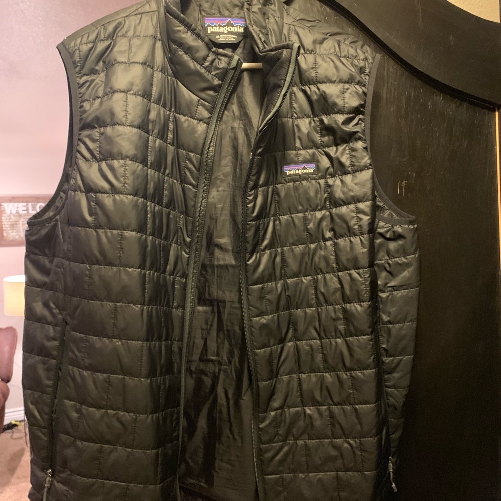 Men’s XL Patagonia vest